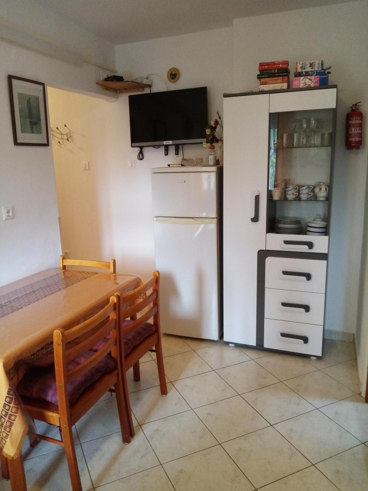 Apartmani Vitkovic II 크레스 외부 사진